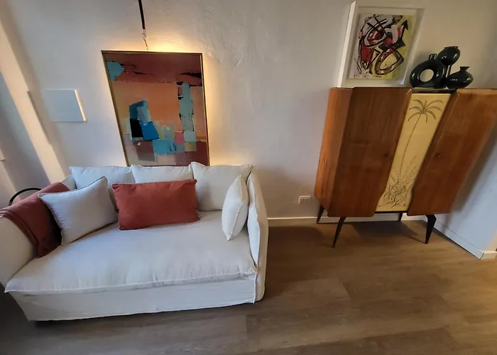 Apartman Fully Renovated Cosy Oltrarno With Patio *