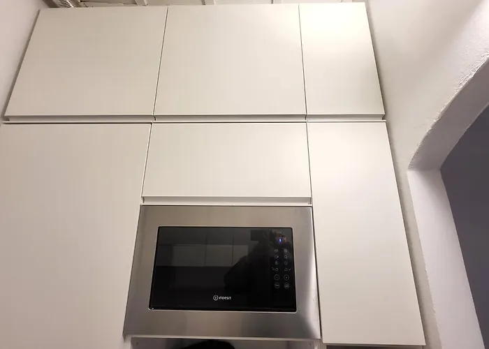 Fully Renovated Cosy Oltrarno With Patio Apartman